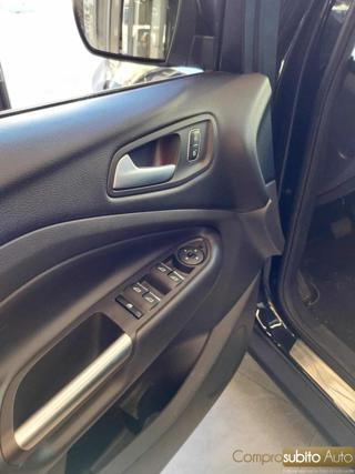 FORD Kuga usata, con Fendinebbia
