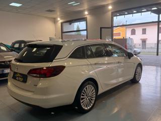 OPEL Astra usata, con Autoradio