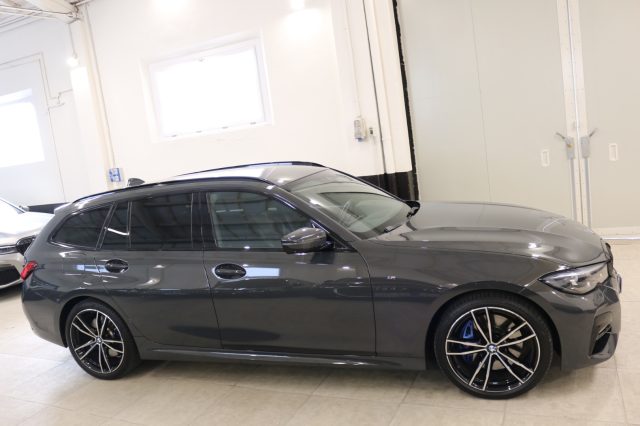BMW 320 usata, con Bluetooth