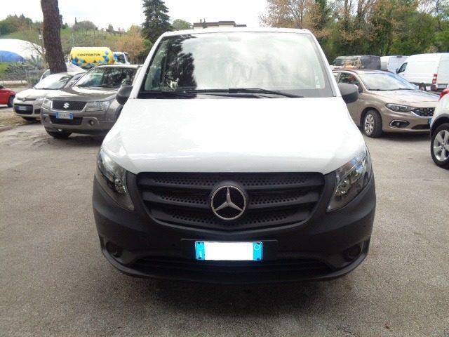 MERCEDES-BENZ Vito usata, con Climatizzatore