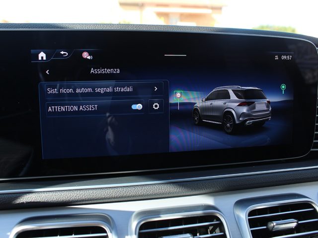 MERCEDES-BENZ GLE 300 usata, con Bracciolo
