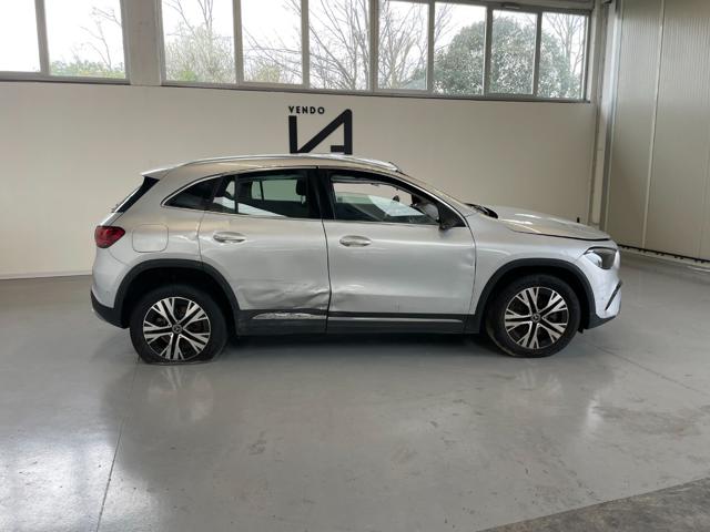 MERCEDES-BENZ GLA 250 usata, con Chiusura centralizzata
