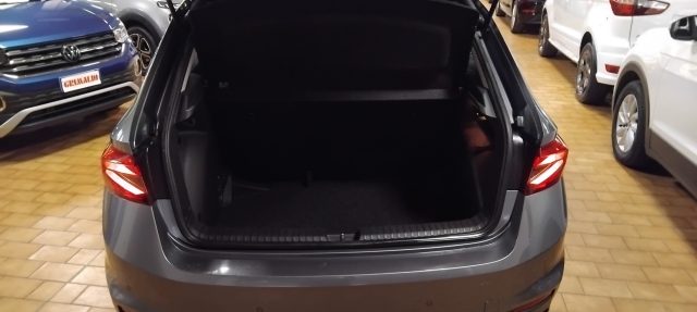 SKODA Fabia usata, con Controllo automatico clima