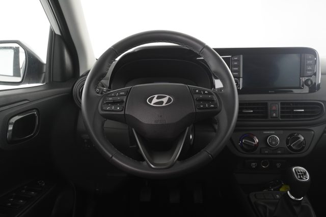 HYUNDAI i10 usata 11