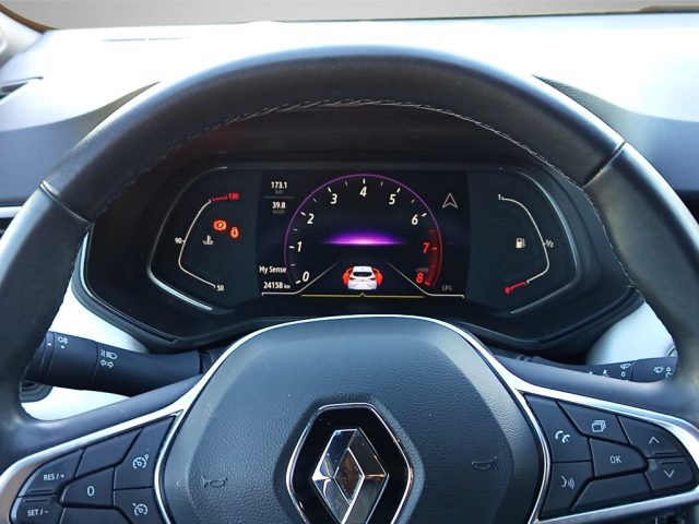 RENAULT Clio usata, con Sistema di navigazione