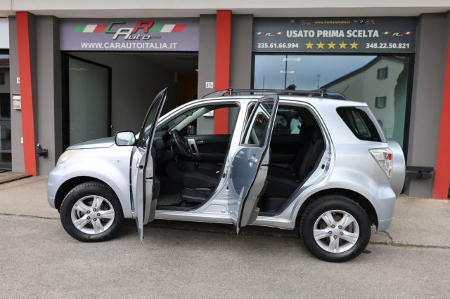 DAIHATSU Terios usata 40