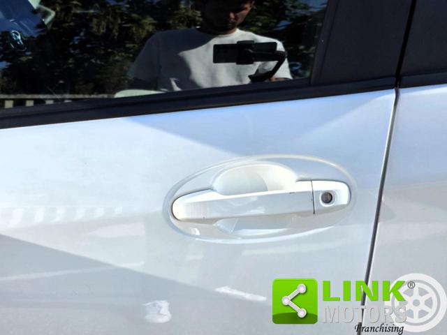 TOYOTA Yaris usata, con Pneumatici quattro stagioni