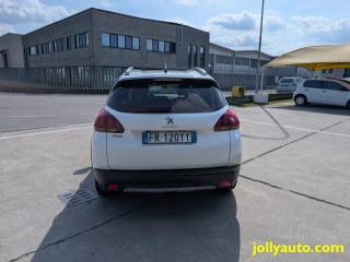 PEUGEOT 2008 usata, con Autoradio