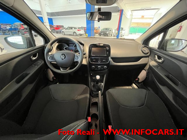 RENAULT Clio usata, con Park Distance Control