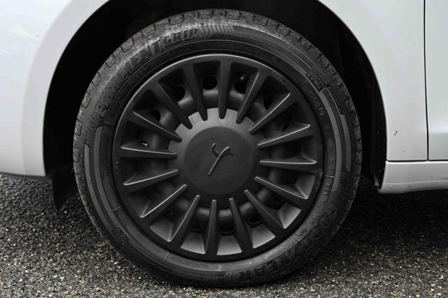 LANCIA Ypsilon usata, con ESP