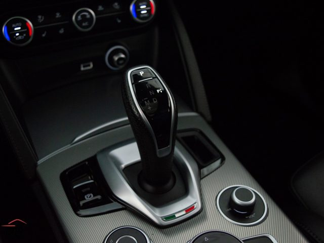 ALFA ROMEO Stelvio usata, con Luci diurne