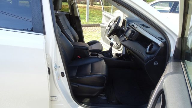 TOYOTA RAV 4 usata 54