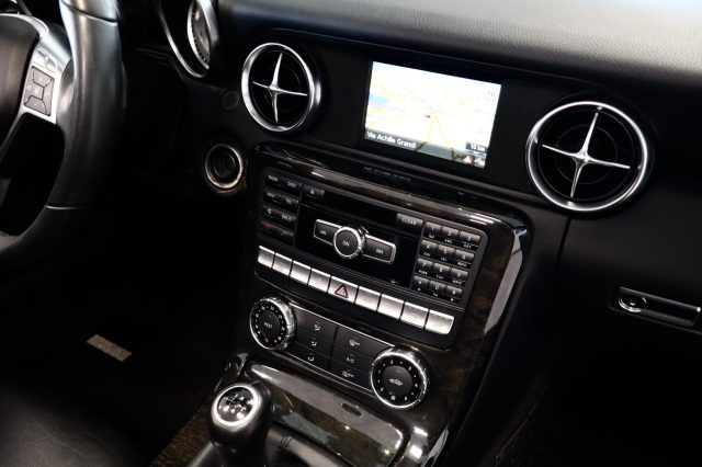 MERCEDES-BENZ SLK 200 usata, con Cruise Control