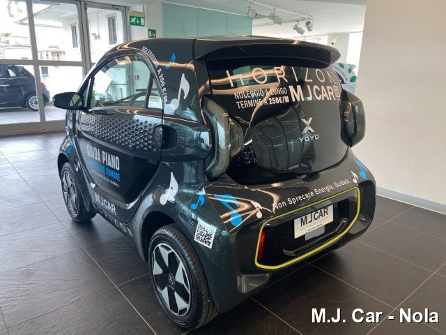 XEV Yoyo usata, con Specchietti laterali elettrici