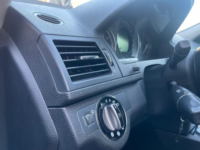 MERCEDES-BENZ C 220 usata, con Regolazione elettrica sedili