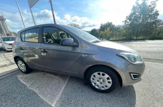 HYUNDAI i20 usata, con Airbag laterali