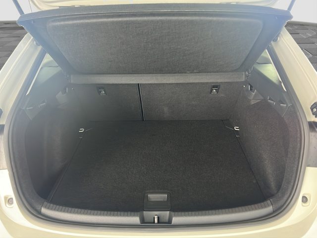 VOLKSWAGEN Taigo usata 11