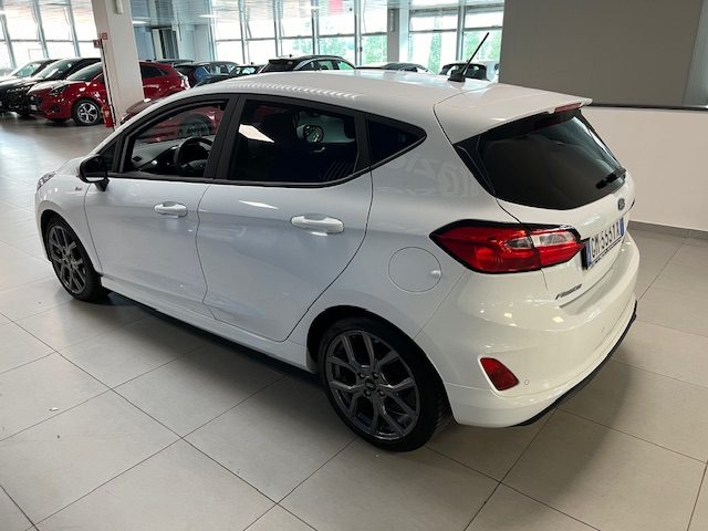 FORD Fiesta usata, con Autoradio