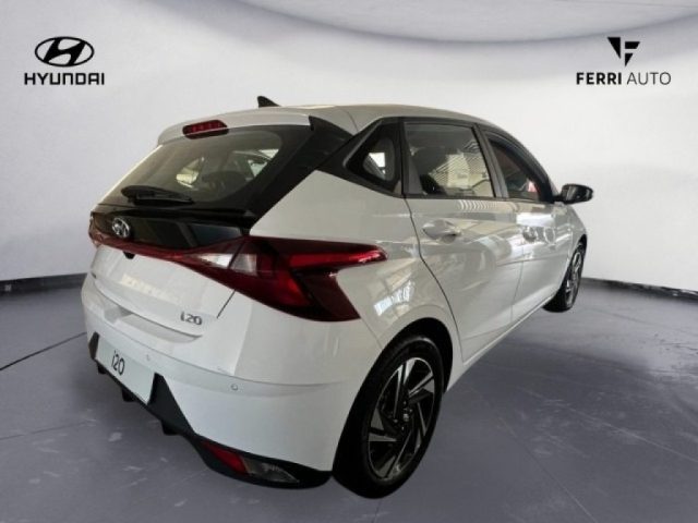 HYUNDAI i20 usata, con Airbag laterali