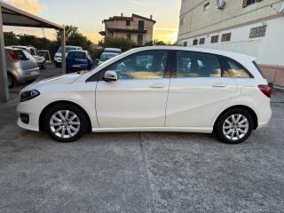 MERCEDES-BENZ B 180 usata, con Chiusura centralizzata