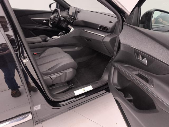 PEUGEOT 5008 usata, con Fari full-led