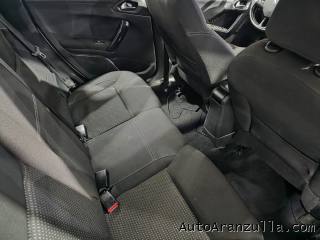 PEUGEOT 208 usata, con Volante in pelle