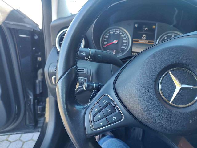 MERCEDES-BENZ C 200 usata, con Servosterzo