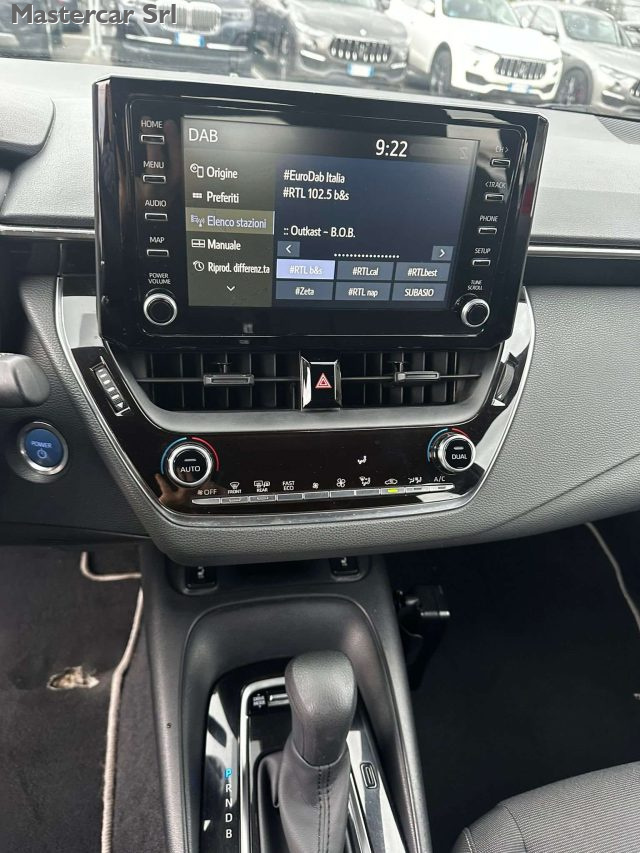 TOYOTA Corolla usata, con Sistema di navigazione