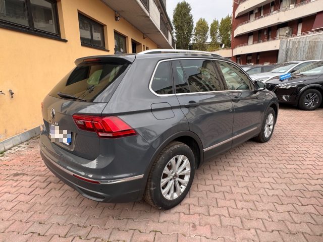 VOLKSWAGEN Tiguan usata, con Airbag Passeggero