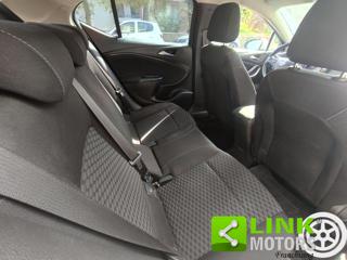 OPEL Astra usata, con Hill holder