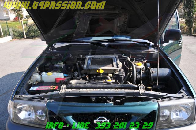 NISSAN Terrano II usata 46