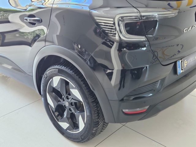 RENAULT Captur usata, con Autoradio