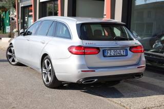 MERCEDES-BENZ E 220 usata, con Chiusura centralizzata