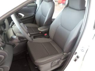 TOYOTA Yaris usata, con Cruise Control