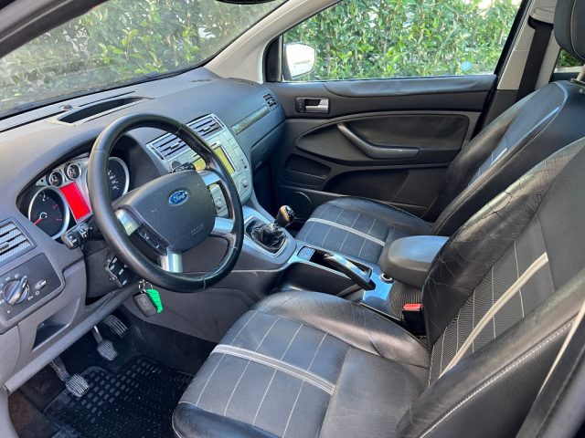 FORD Kuga usata, con Boardcomputer