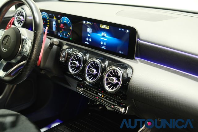 MERCEDES-BENZ A 180 usata, con Freno di stazionamento elettrico