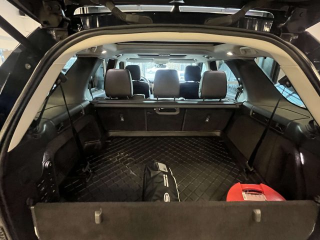 LAND ROVER Discovery usata, con Sistema di navigazione