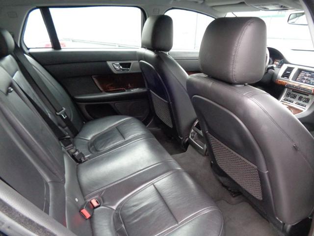 JAGUAR XF usata, con Cerchi in lega