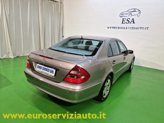 MERCEDES-BENZ E 320 usata, con Cruise Control