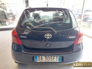 TOYOTA Yaris usata, con Chiusura centralizzata
