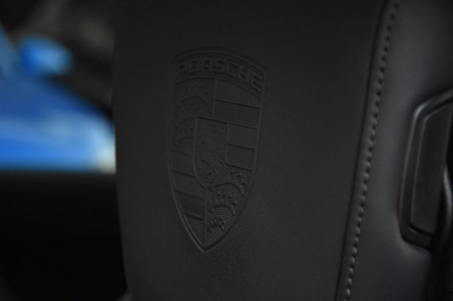 PORSCHE Taycan usata, con Volante in pelle