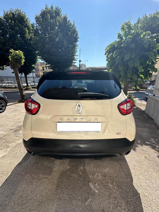 RENAULT Captur usata, con Chiusura centralizzata