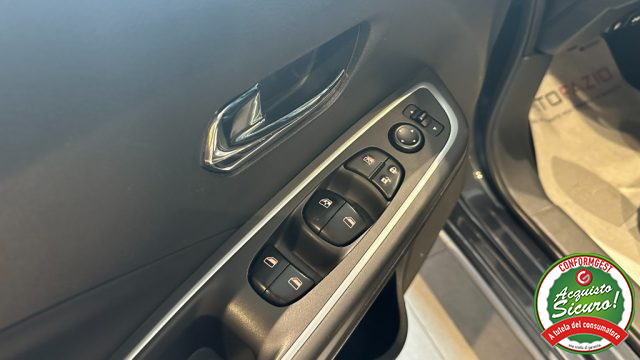 NISSAN Micra usata, con Touch screen
