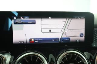 MERCEDES-BENZ GLB 200 usata 10