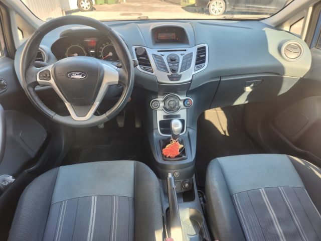 FORD Fiesta usata, con Servosterzo