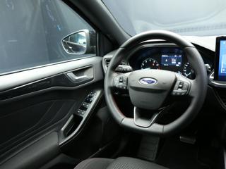 FORD Focus usata, con Controllo automatico clima