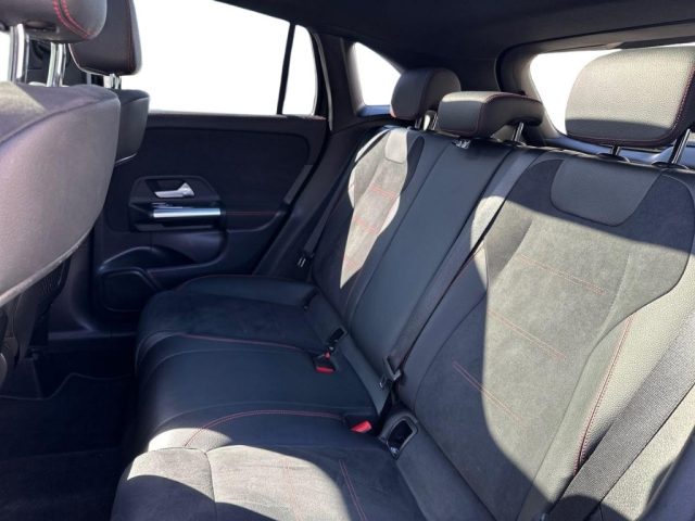 MERCEDES-BENZ GLA 250 usata, con Interni in pelle