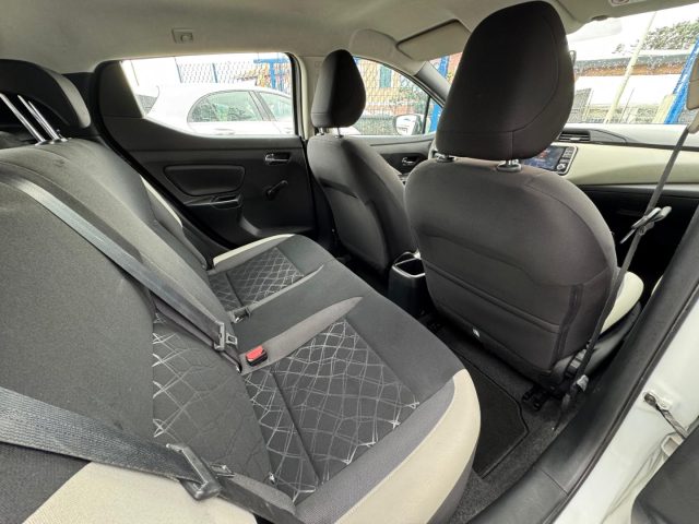 NISSAN Micra usata, con Servosterzo