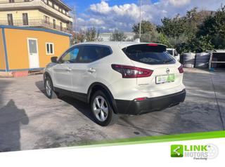 NISSAN Qashqai usata, con Boardcomputer