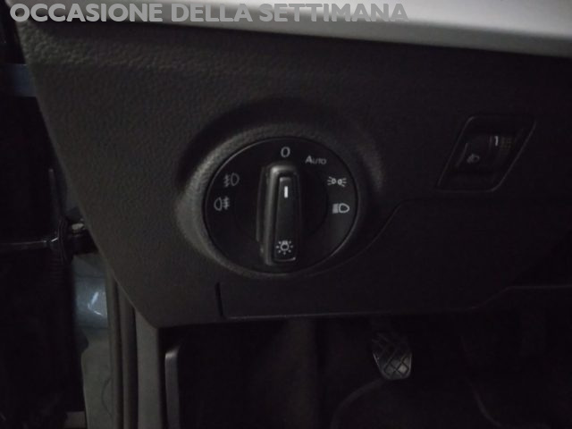 SEAT Arona usata, con Autoradio digitale